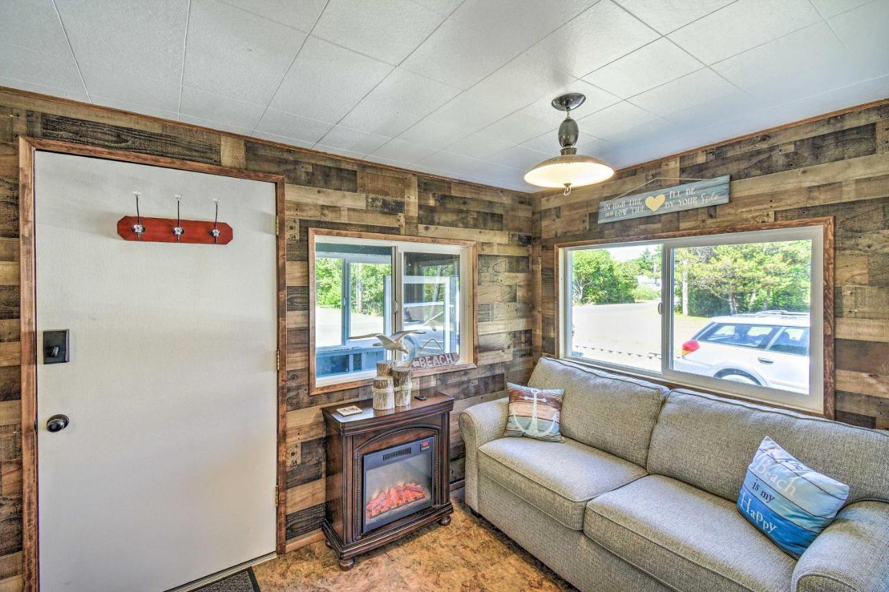 Coastal Pnw Gem With Hot Tub - Walk To Beach! Grayland Extérieur photo